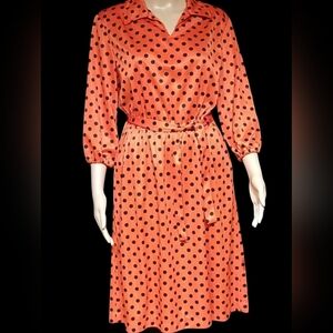 Red wrinkle-free summer dress with black polka dots / Sz S to M